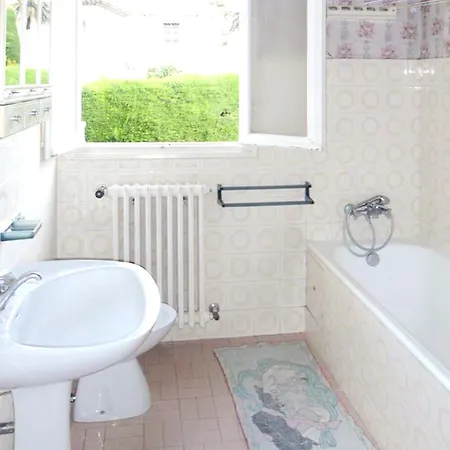 Appartement Spacieux A Juan-Les-Pins 130 M² Avec Vue Sur Le Lac Apartamento *