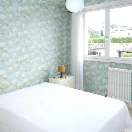 Appartement Spacieux A Juan-Les-Pins 130 M² Avec Vue Sur Le Lac