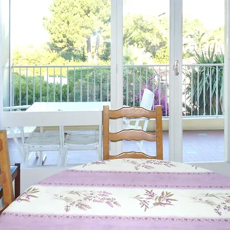 Apartamento Appartement Spacieux A Juan-Les-Pins 130 M² Avec Vue Sur Le Lac *